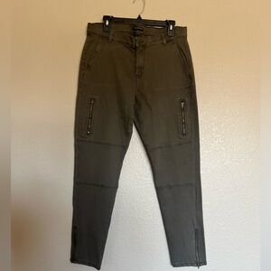 Banana Republic Women’s Dark Olive zipper detail pants